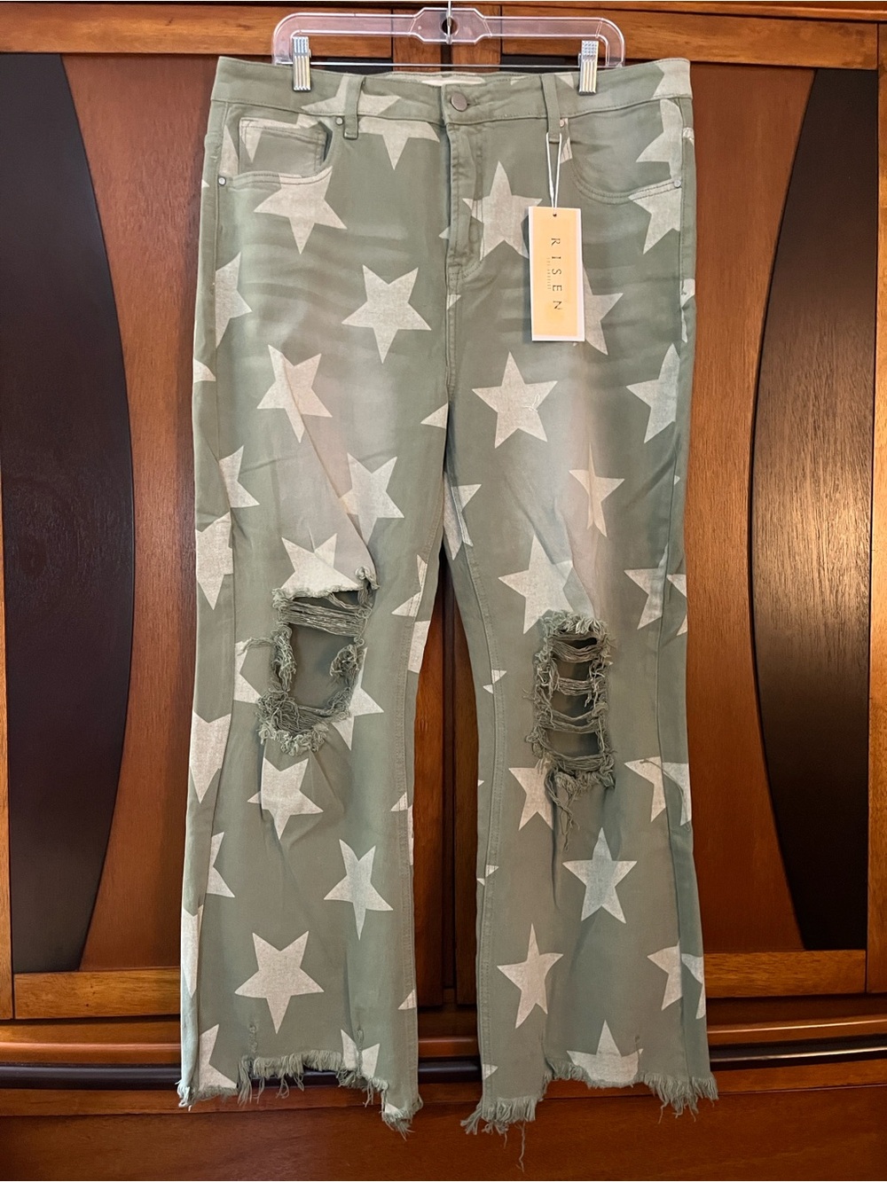 NWT Risen Light Olive Star-Print Distressed Jeans w/Sanding-Frayed Raw Edge Hems